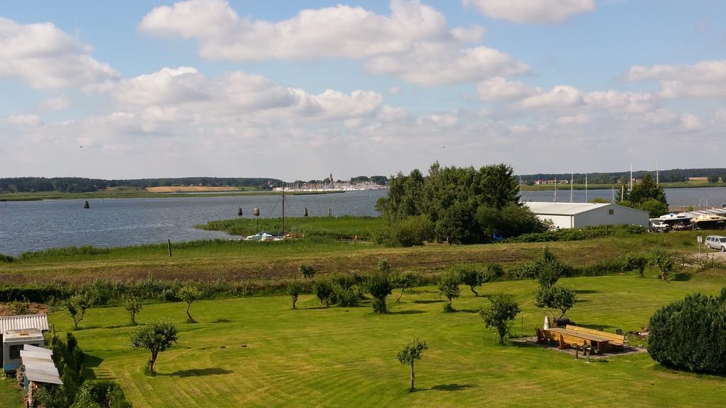 Lucys Haus 1 "Am Peeneblick" Peenemunde Buitenkant foto