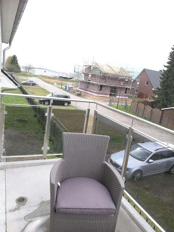 Lucys Haus 1 "Am Peeneblick" Peenemunde Buitenkant foto